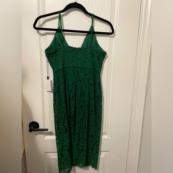 Emerald Green Lace Dress. Size Small - Picture 2 of 4